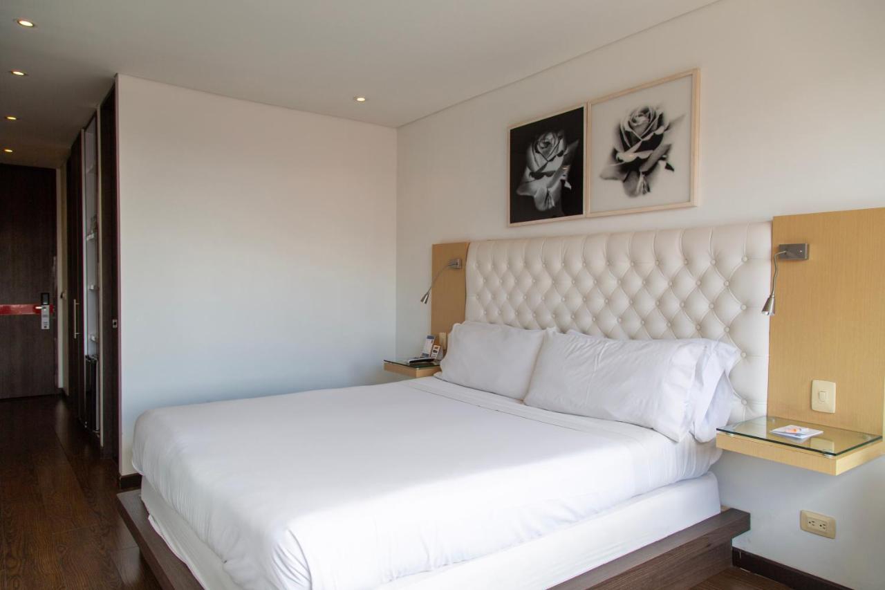 Hotel 104 Art Suites Bogota Bagian luar foto