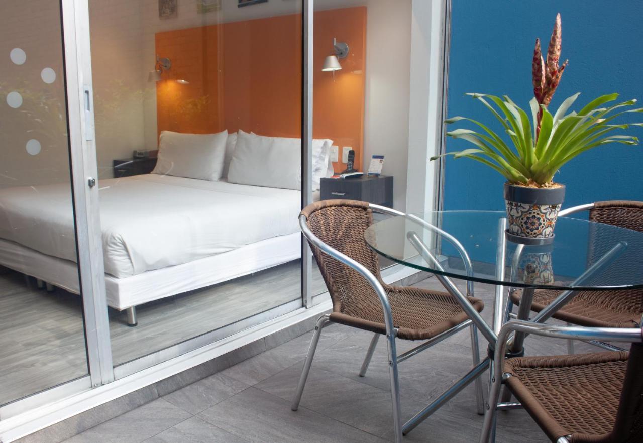 Hotel 104 Art Suites Bogota Bagian luar foto