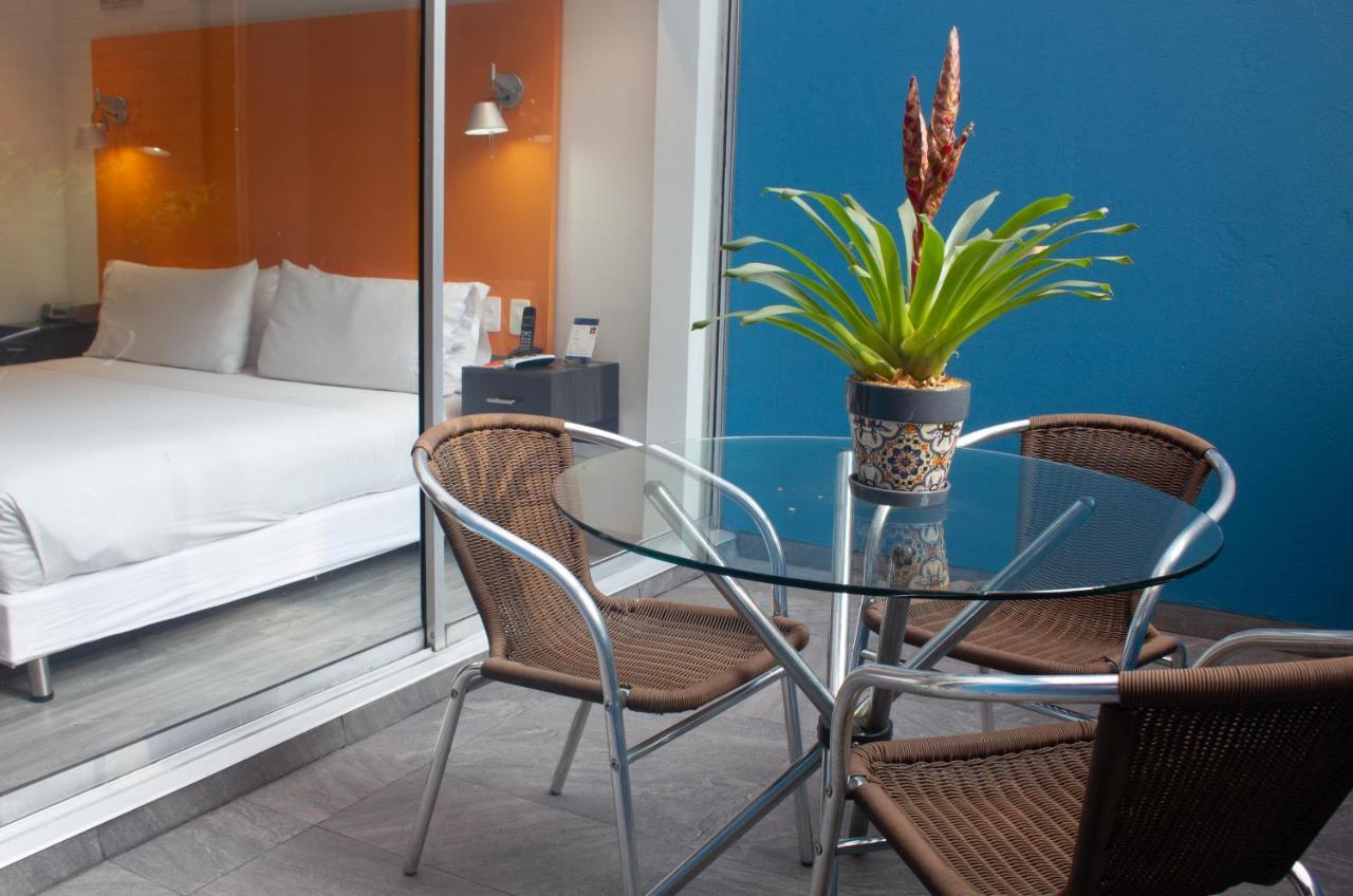 Hotel 104 Art Suites Bogota Bagian luar foto