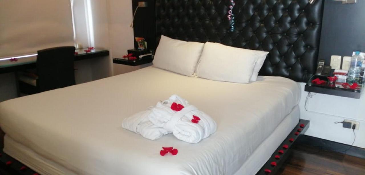 Hotel 104 Art Suites Bogota Bagian luar foto